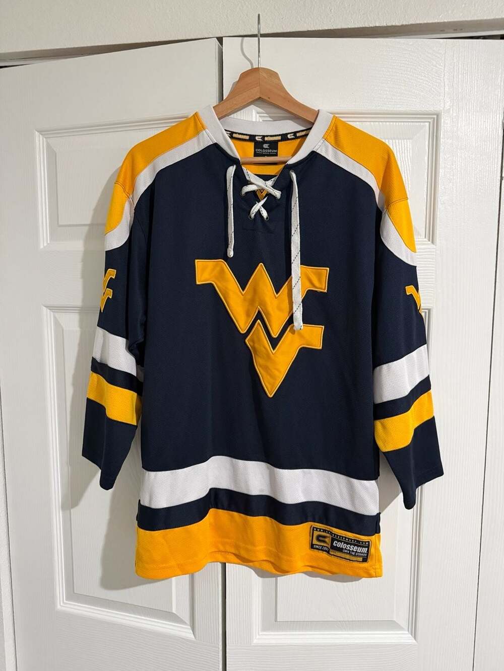 Colosseum West Virginia Mountaineers Lace Up Hockey Jersey Sz S